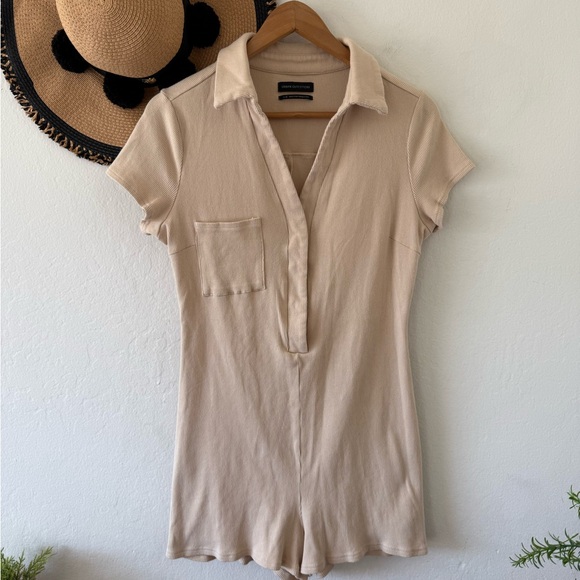 Urban Outfitters Tan Cotton Ribbed Knit Short Sleeve Romper - Picture 9 of 14